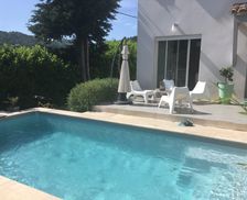 France Provence-Alpes-Côte d'Azur Manosque vacation rental compare prices direct by owner 4683139