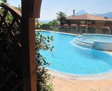 Italy Veneto Brenzone sul Garda vacation rental compare prices direct by owner 4108054