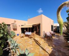 Spain Fuerteventura Corralejo vacation rental compare prices direct by owner 5304916