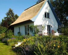 Germany Mecklenburg-West Pomerania Sundhagen vacation rental compare prices direct by owner 4974341