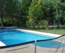 France Provence - Alpes - Cote d'Azur La Tour-d'Aigues vacation rental compare prices direct by owner 4044936