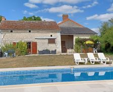 France Centre-Val De Loire Jaulnay vacation rental compare prices direct by owner 6725296