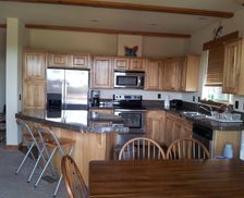 Canada Alberta Rimbey vacation rental compare prices direct by owner 2923289