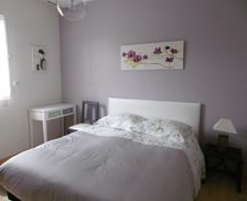 France Bretagne Bourg-Blanc vacation rental compare prices direct by owner 4970677