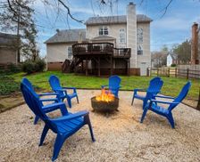 United States North Carolina Charlotte vacation rental compare prices direct by owner 233013