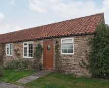 United Kingdom  Ebberston, near Scarborough vacation rental compare prices direct by owner 4296549