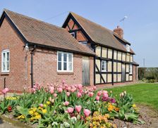 United Kingdom England Rochford, Tenbury Wells vacation rental compare prices direct by owner 6672369