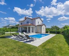 Croatia Istria County Porec/Nova Vas vacation rental compare prices direct by owner 4235534