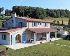 Italy Tuscany Pomaia vacation rental compare prices direct by owner 4846947