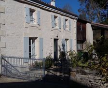 France Nouvelle-Aquitaine Le Vanneau-Irleau vacation rental compare prices direct by owner 4311715