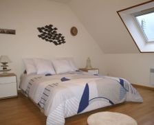 France Normandy Saint-Vaast-la-Hougue vacation rental compare prices direct by owner 4282451