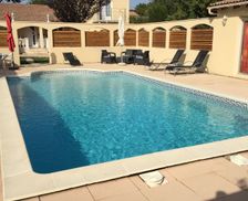 France Occitanie Saint-Laurent-la-Vernède vacation rental compare prices direct by owner 4753908