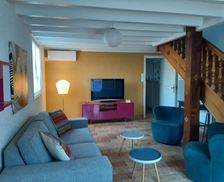 France Nouvelle-Aquitaine Pindères vacation rental compare prices direct by owner 5168696