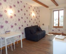 France Auvergne-Rhone-Alpes MARCENAT vacation rental compare prices direct by owner 5043541