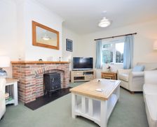 United Kingdom West Sussex Chichester vacation rental compare prices direct by owner 9441738