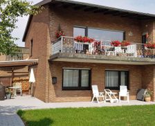 Germany North Rhine-Westphalia Möhnesee-Günne vacation rental compare prices direct by owner 5229232