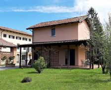 Italy Piemonte Bazzana di Mombaruzzo vacation rental compare prices direct by owner 4886141