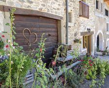 France Auvergne-Rhône-Alpes Neydens vacation rental compare prices direct by owner 4032386