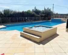 France Provence-Alpes-Côte-DAzur Carpentras vacation rental compare prices direct by owner 4133412