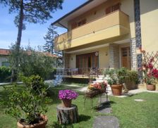 Italy Toscana Pietrasanta vacation rental compare prices direct by owner 3951173