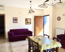 Italy Sicily Trecastagni vacation rental compare prices direct by owner 4011190