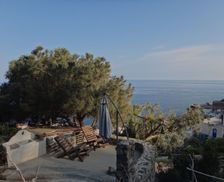 Italy Sicilia alicudi porto   (isola delle Eolie) vacation rental compare prices direct by owner 4027801