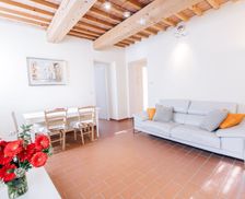 Italy Toscana Uzzano vacation rental compare prices direct by owner 4744829