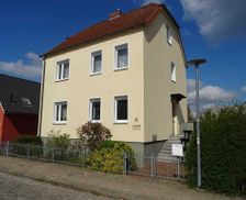 Germany Mecklenburg-West Pomerania Neubrandenburg vacation rental compare prices direct by owner 9887147