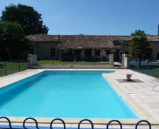 France Nouvelle-Aquitaine Limalonges vacation rental compare prices direct by owner 4440860