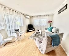 New Zealand Auckland Henderson vacation rental compare prices direct by owner 24965263