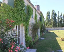 France Nouvelle-Aquitaine Mortagne-sur-Gironde vacation rental compare prices direct by owner 4542860