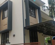 India KL Nalanchira vacation rental compare prices direct by owner 10361782