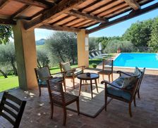 Italy  San Giovanni d'Asso-Montalcino vacation rental compare prices direct by owner 4643156