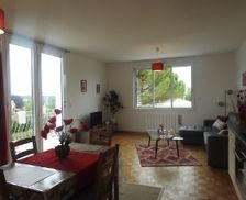 France Nouvelle-Aquitaine Jonzac vacation rental compare prices direct by owner 4506821