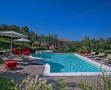 Italy Marche Candelara vacation rental compare prices direct by owner 4650840