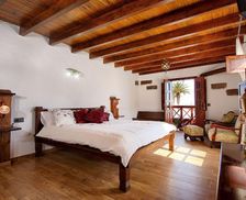 Spain Lanzarote Tinajo vacation rental compare prices direct by owner 5045145