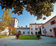 Italy Treviso Colle Umberto vacation rental compare prices direct by owner 4893120