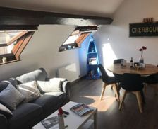 France Manche Cherbourg-en-Cotentin vacation rental compare prices direct by owner 4509564