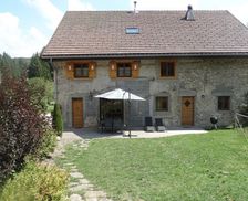 France Jura Saint-Laurent-en-Grandvaux vacation rental compare prices direct by owner 4243519