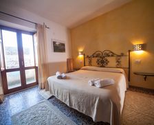 Italy Provincia di Sassari Villanova Monteleone vacation rental compare prices direct by owner 4246454