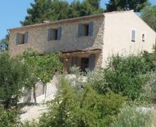 France Provence-Alpes-Côte d'Azur Vaucluse vacation rental compare prices direct by owner 4064964