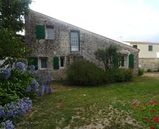 France Charente-Maritime ARCEAU vacation rental compare prices direct by owner 4102912