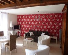 France Bourgogne-Franche-Comté Billy-Sur-Oisy vacation rental compare prices direct by owner 12196658