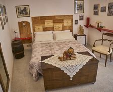 Italy Sicilia Licodia Eubea vacation rental compare prices direct by owner 4000421