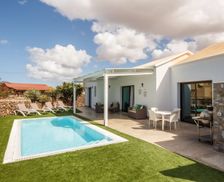 Spain CN Fuerteventura vacation rental compare prices direct by owner 4938454