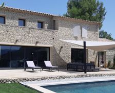 France Provence - Alpes - Cote d'Azur Gordes vacation rental compare prices direct by owner 5147207