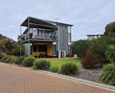 Australia SA Normanville vacation rental compare prices direct by owner 6104104