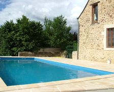 France Mayenne Menil vacation rental compare prices direct by owner 11470143