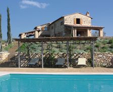 Italy Siena Monticchiello di Pienza vacation rental compare prices direct by owner 3884891