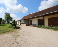 France BRESSE BOURGUIGNONNE SAVIGNY SUR SEILLE vacation rental compare prices direct by owner 4540309